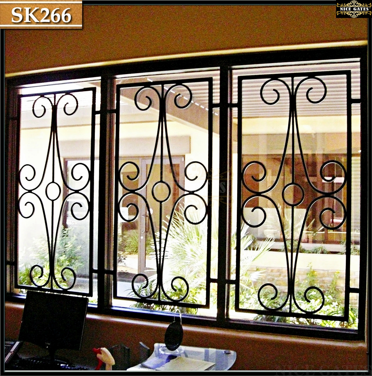 Khung cửa sổ đơn giản thanh thoát- SK266